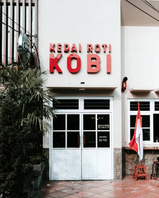 Gambar Kedai Roti Kobi Posisi Store Leader